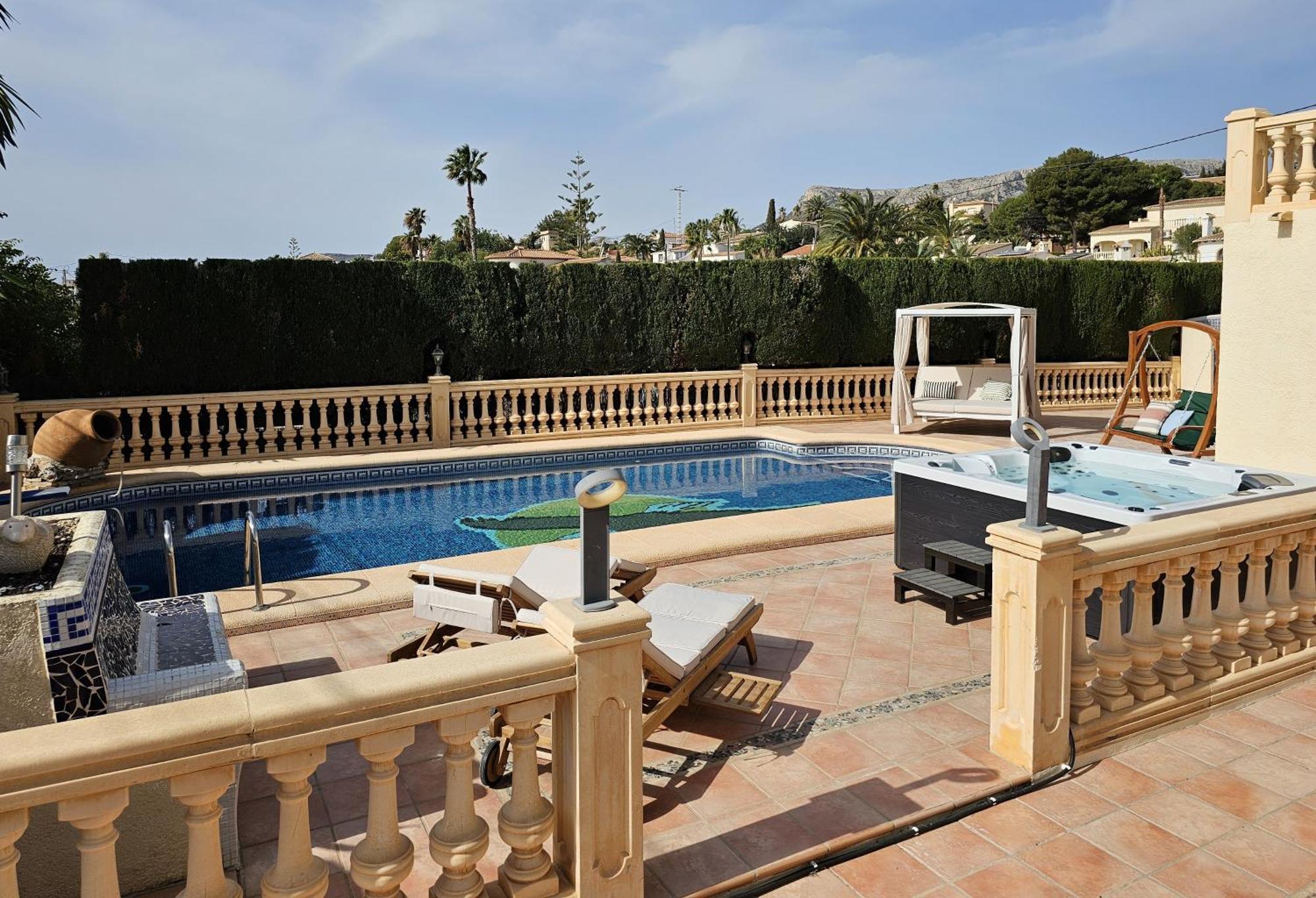Luxury - Pool, Hot Tub, Aircon, Tvs, Cinema, Office, Gbit Internet, Sports Equipment Calpe